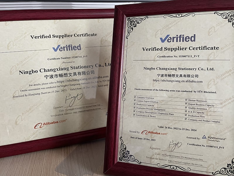 சாங்சியாங் ஜின்பின் செங்கியின் சான்றிதழைப் பெற்றார்